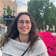 Estudiante de la doble titulación de Física y Química en la UAB, con experiencia dando clases a alumnos de ESO y Bachillerato